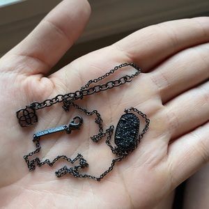 BLACK IRIDESCENT KENDRA SCOTT NECKLACE
